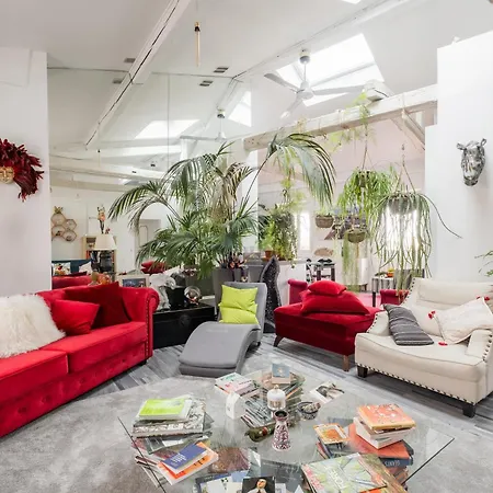 Apartment Veeve - Creative Mastery
